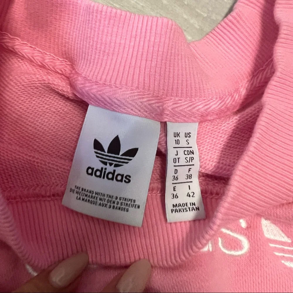 Like New Adidas Side Tape Cropped crewneck Sweatshirt - Picture 6 of 7